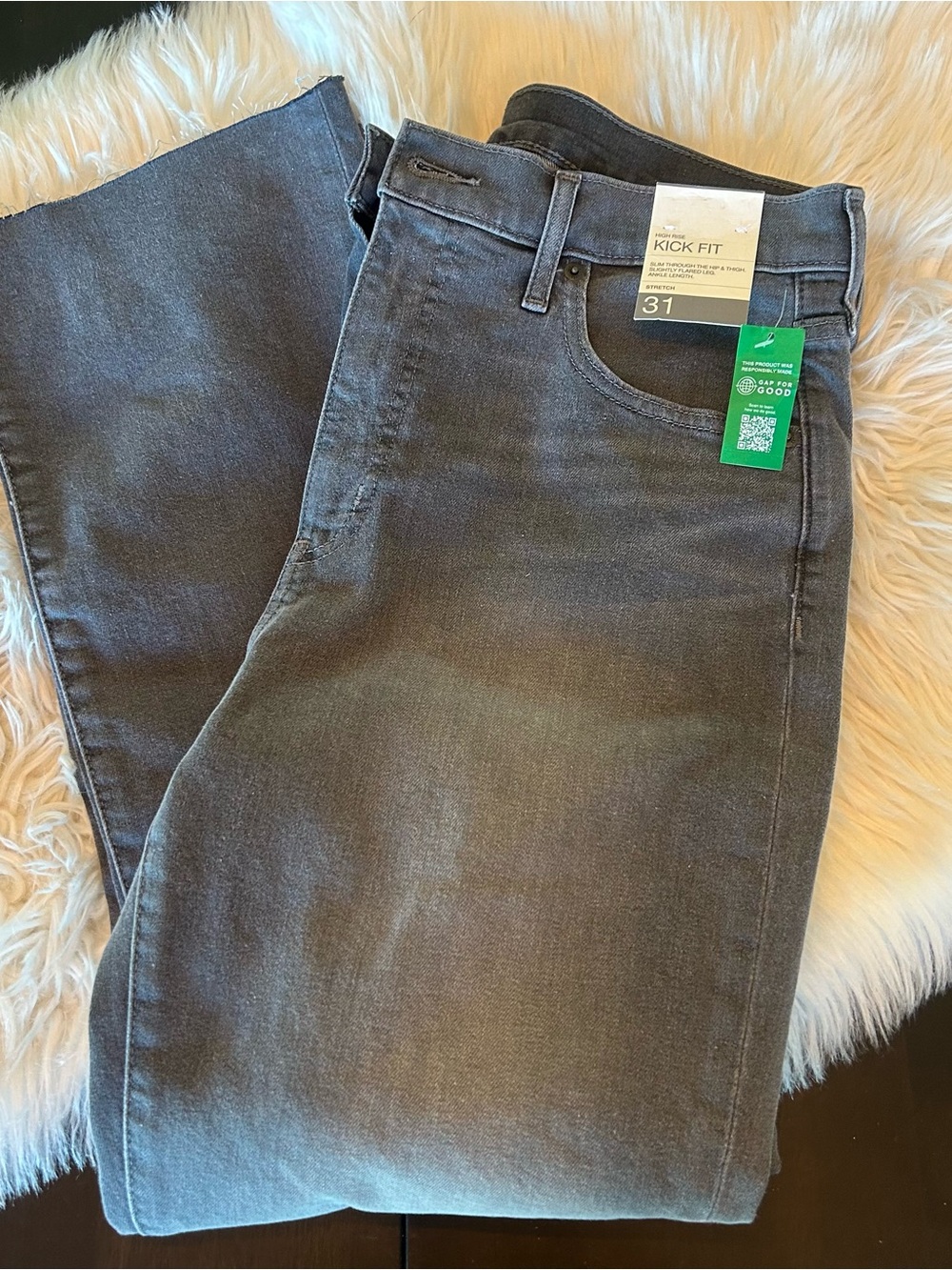 GAP Kick Fit Jeans in Dark Gray